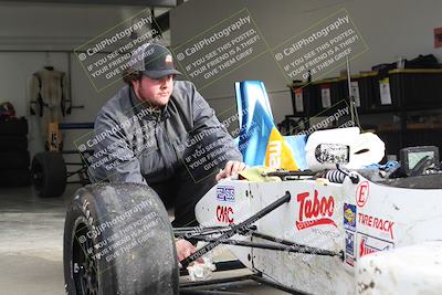 media/Jan-15-2023-CalClub SCCA (Sun) [[40bbac7715]]/Around the Pits/